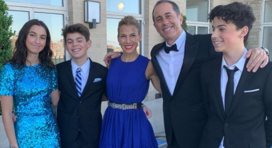 Sascha Seinfeld with her siblings and parents Jerry Seinfeld and Jessica Seinfeld.